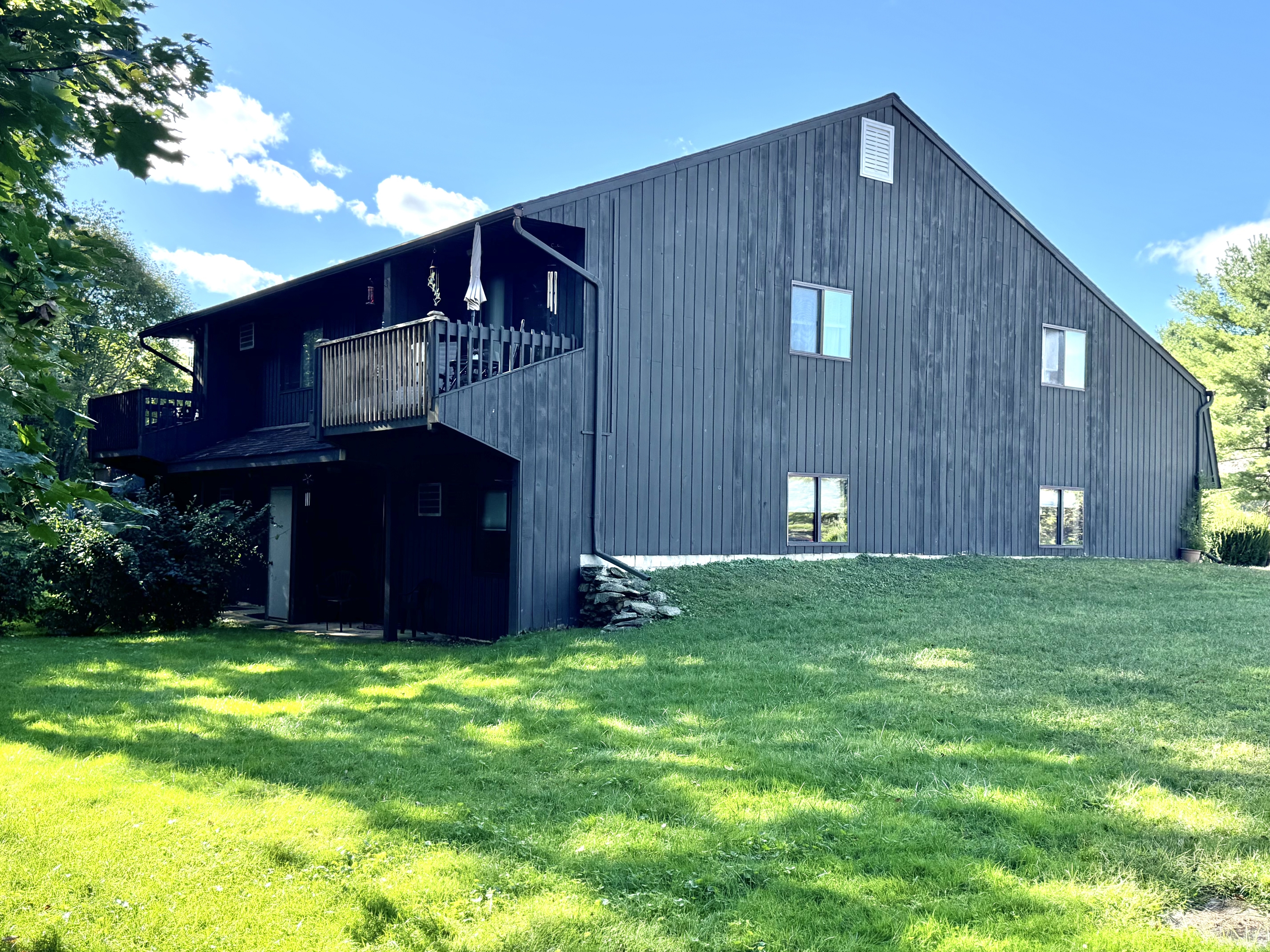 20 Crum Elbow Road